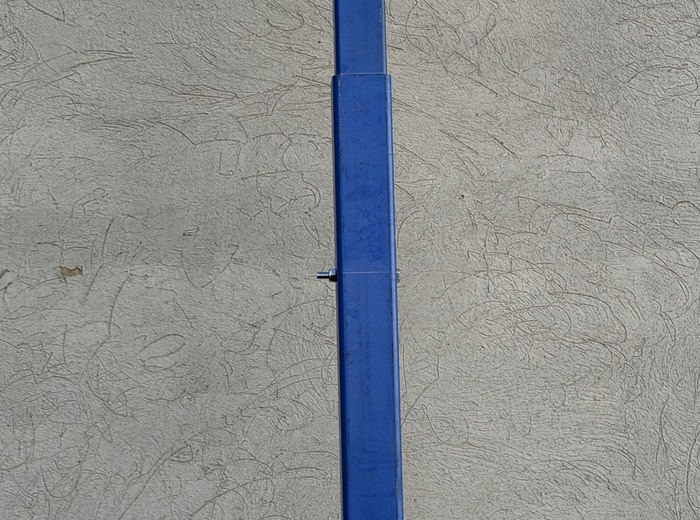 Sectronics two-piece pole connection